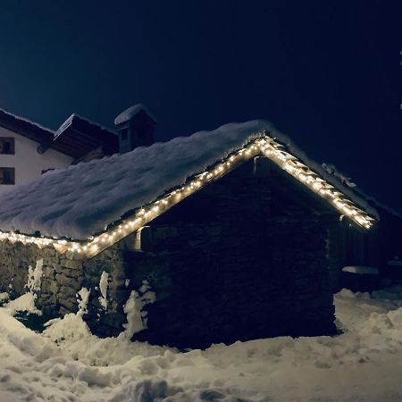 Apartament Petit Calin - Le Four Des Alpes Rhemes-Saint-Georges Zewnętrze zdjęcie