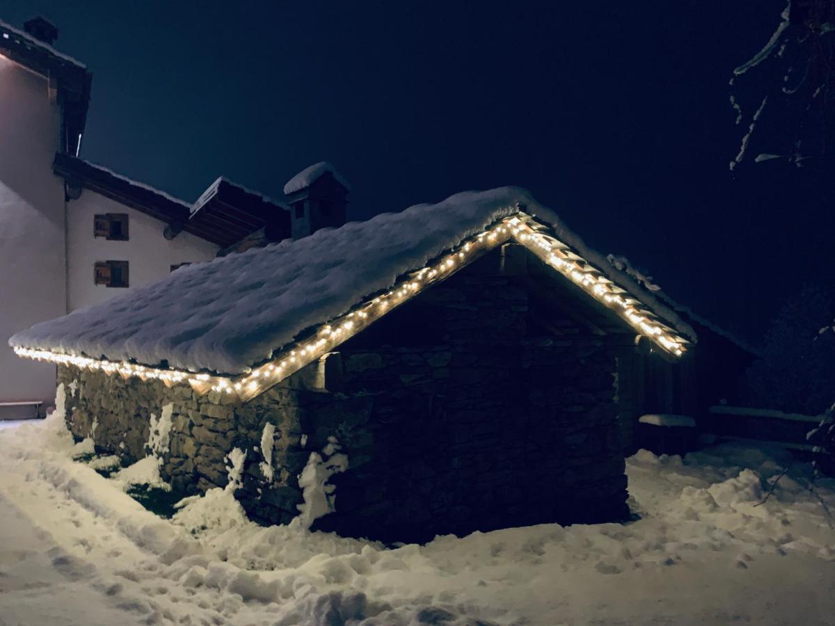 Apartament Petit Calin - Le Four Des Alpes Rhemes-Saint-Georges Zewnętrze zdjęcie